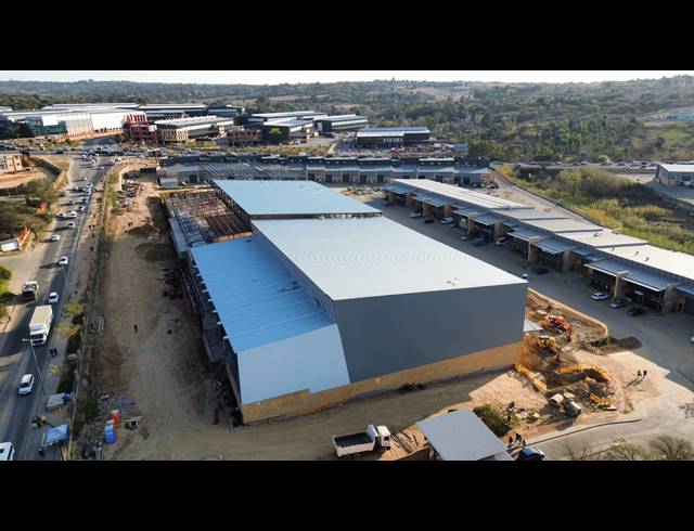 4,794M² WAREHOUSE TO LET IN NORTH RIDING